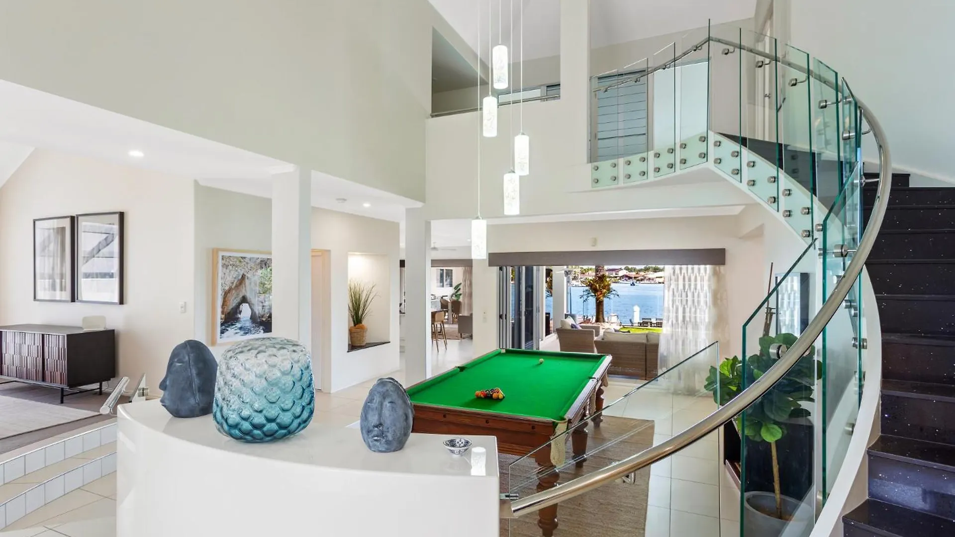 Amazing Canal House With Private Jetty, Gym & Pool Mooloolaba Australia