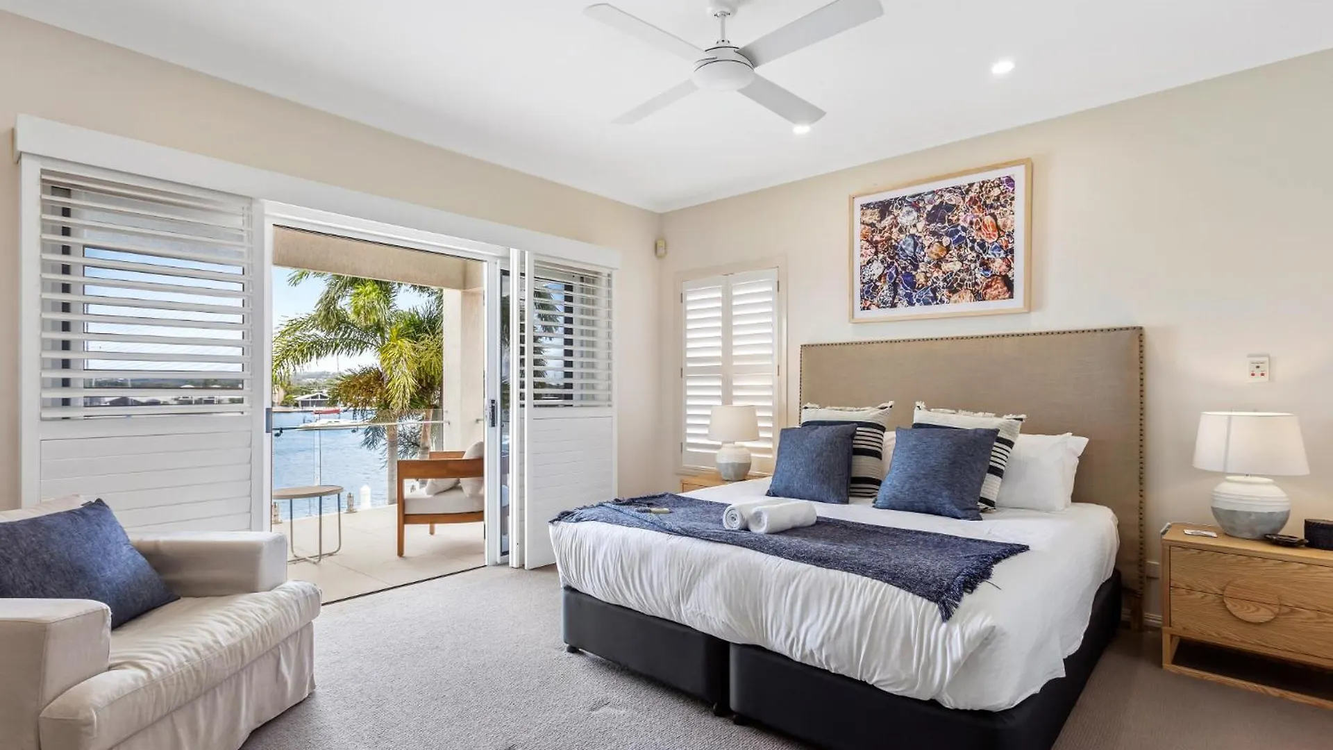 Amazing Canal House With Private Jetty, Gym & Pool Mooloolaba 0*,  Australia